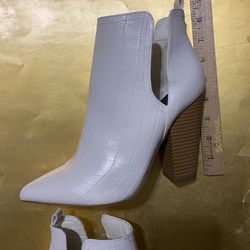 JustFab Faux Leather Heels US 9.5
