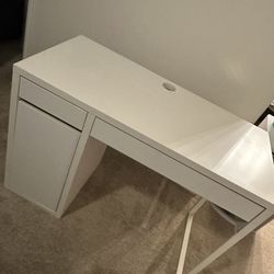 White Desk