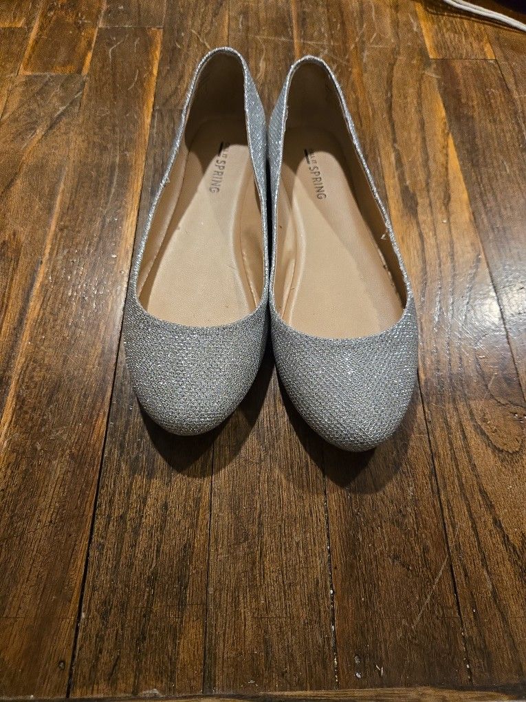Women's Flats - Size 7