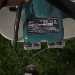 Makita Handheld Sander 