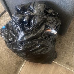 Women’s Clothes 