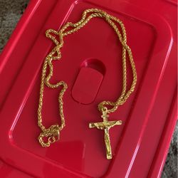 Gold Tone Cross Necklace 