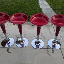 4 Red Stools 