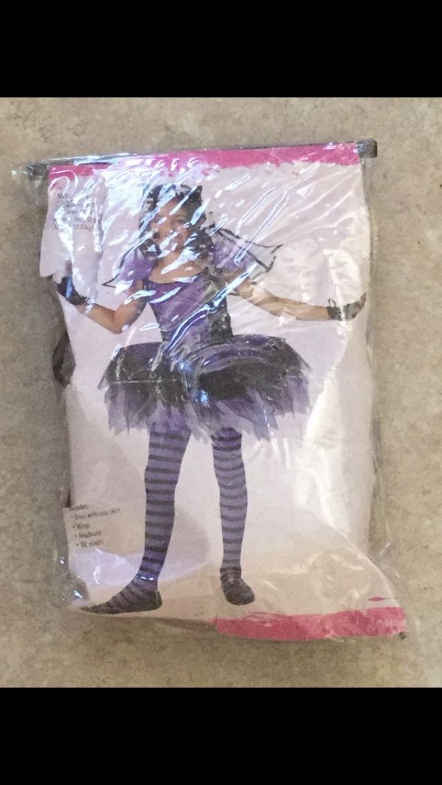 Dress up costumes fits kids 7 to 10