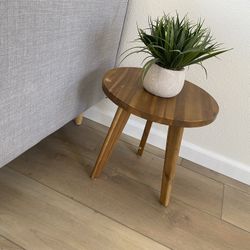 End Side Table 16x16