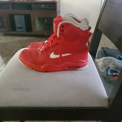 NIKE AIR COMMAND FORCE University Red 