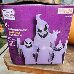 Halloween 8ft. Trio New Ghost Led