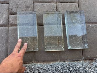 Free glass pieces