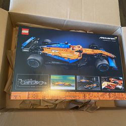 Brand new sealed in box LEGO McLaren F1 (Formula One) 2022  race car set. 