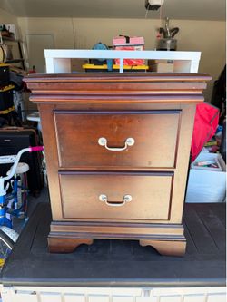 Night stand