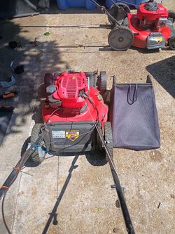 Front wheel drive lawn mower