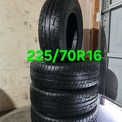 225/70/16 Tires All Season BFGoodRich Advantage T/A