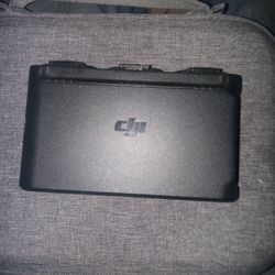 DJI 3 Battery Hub 