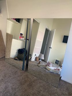 Gym wall mirrors