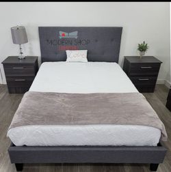 Bed And Two Nightstands !⭐️