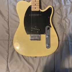 Me302 First Act Guitar