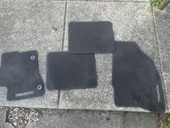 2018 Ford Taurus Floor mats