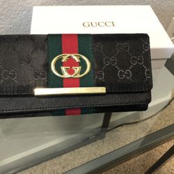 Brand New Women Purse  🎁