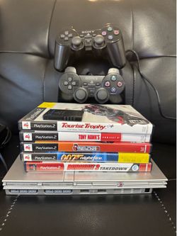 PlayStation 2 slim 5 juegos 2 controles