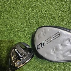 Mint Condition TaylorMade QI35 4 Hybrid RH Reg Flex
