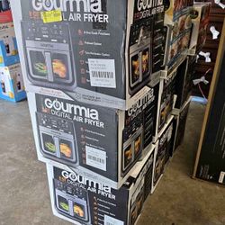 Gourmet 8qt air fryer New in box $39