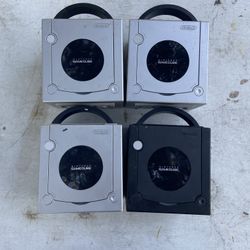 Nintendo GameCubes 