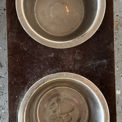 Standing Dog Bowl