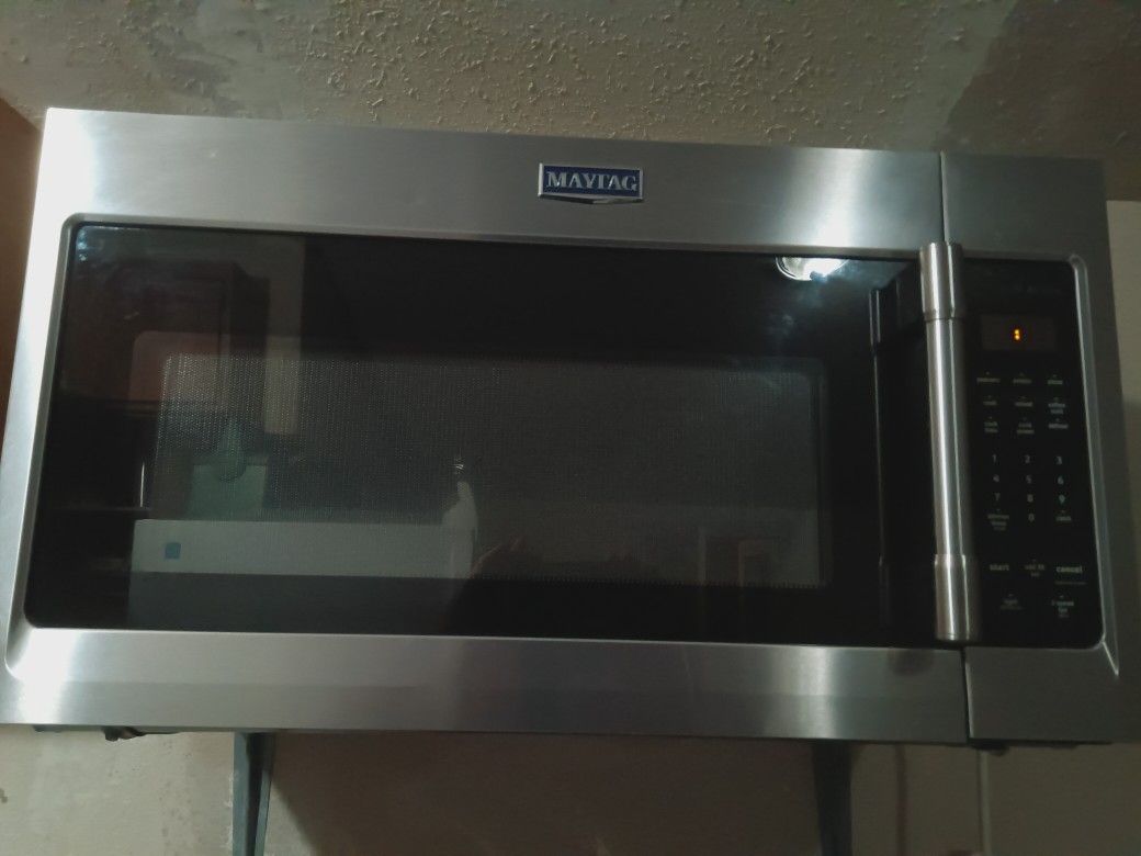 Whirlpool microwave Over Stove Mount Style
