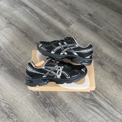 ASICS GEL-1130 “BLACK PURE SILVER”