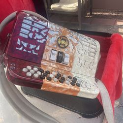 Acordeón Gabelli, tono de sol