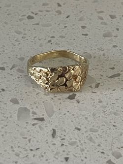 Gold nugget ring