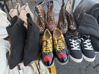 Womans Shoes Size 11