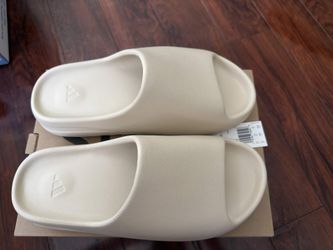 Adidas Yeezy Slide Bone Size 12