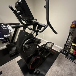 Bowflex Max Total Trainer Elliptical in Great Condition