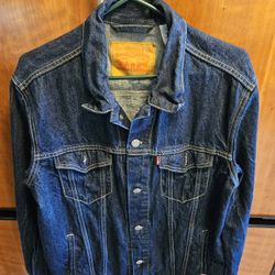 XL - Levi's Denim Trucker Jacket 