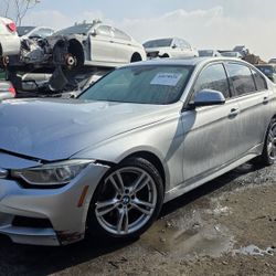 2013 BMW 328I F30 N26 PARTING OUT PARTS FOR SALE PARTES 