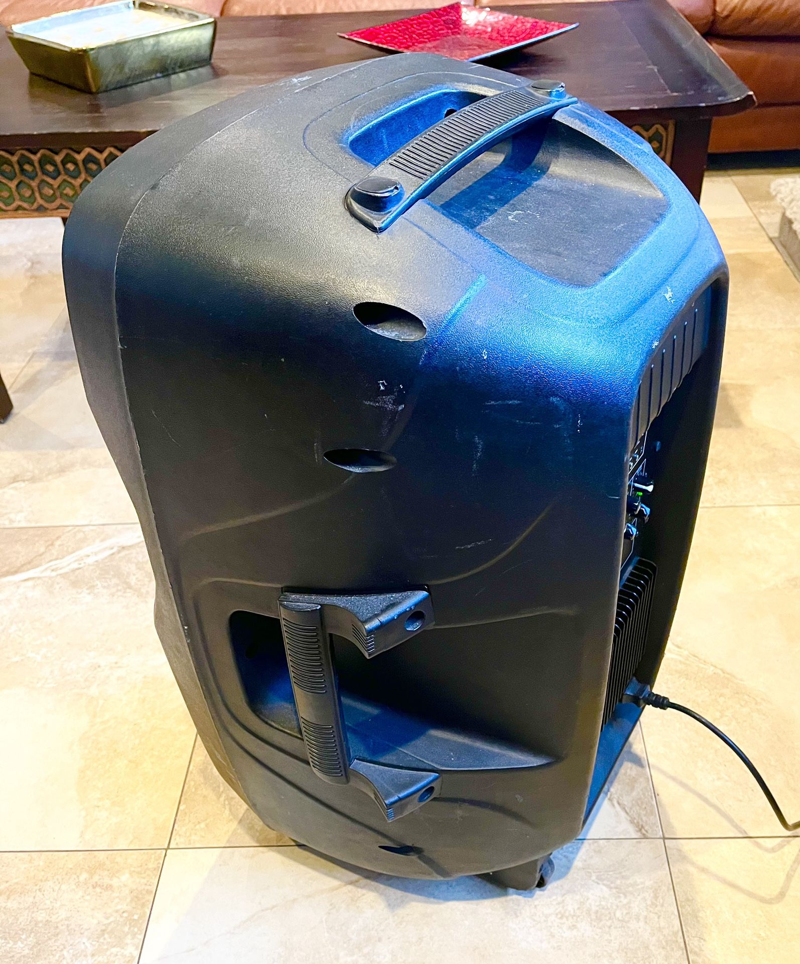 (1) Gemini 15” 🔈 300w Bluetooth Self-Powered/Active Speaker