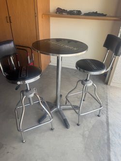 Craftsman table and chairs