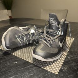 Nike LeBron 9