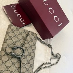 Gucci purse crossbody and clutch 