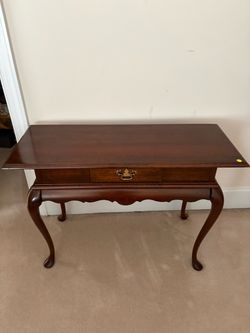 Queen Anne Style Cherry Console Table