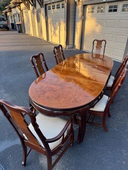 Vintage Universal Furniture Dining Set – Made in Taiwan – Table + 6 Chairs