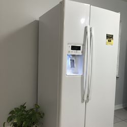 White Side By Side Fridge 
