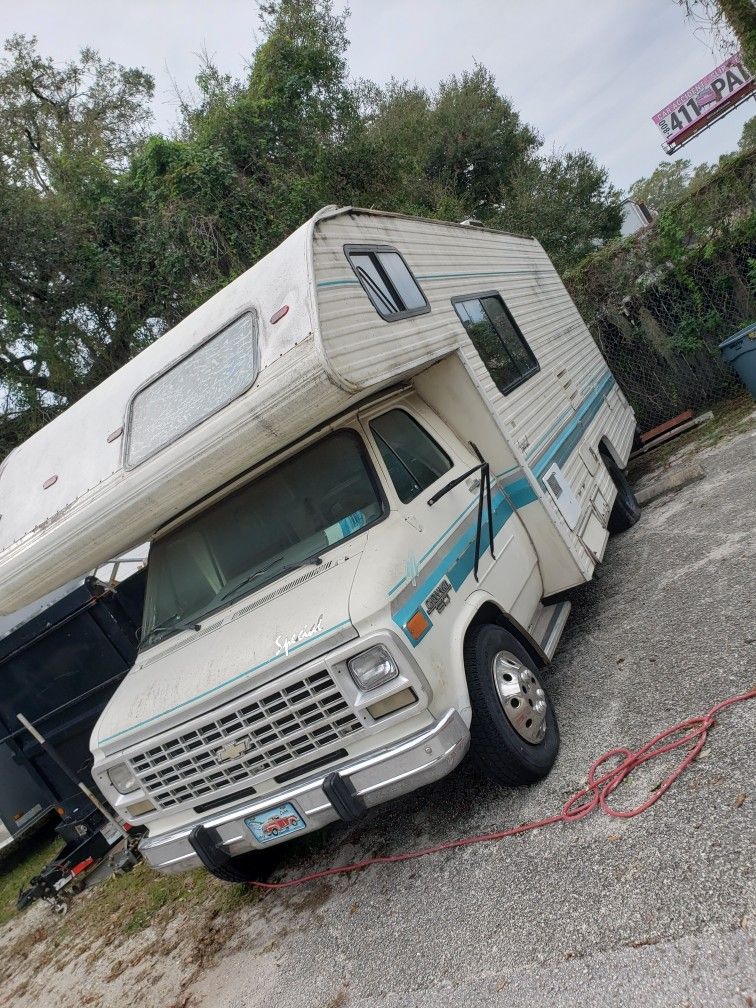 92 Chevy Van With Jamboree RV Body 45k Miles