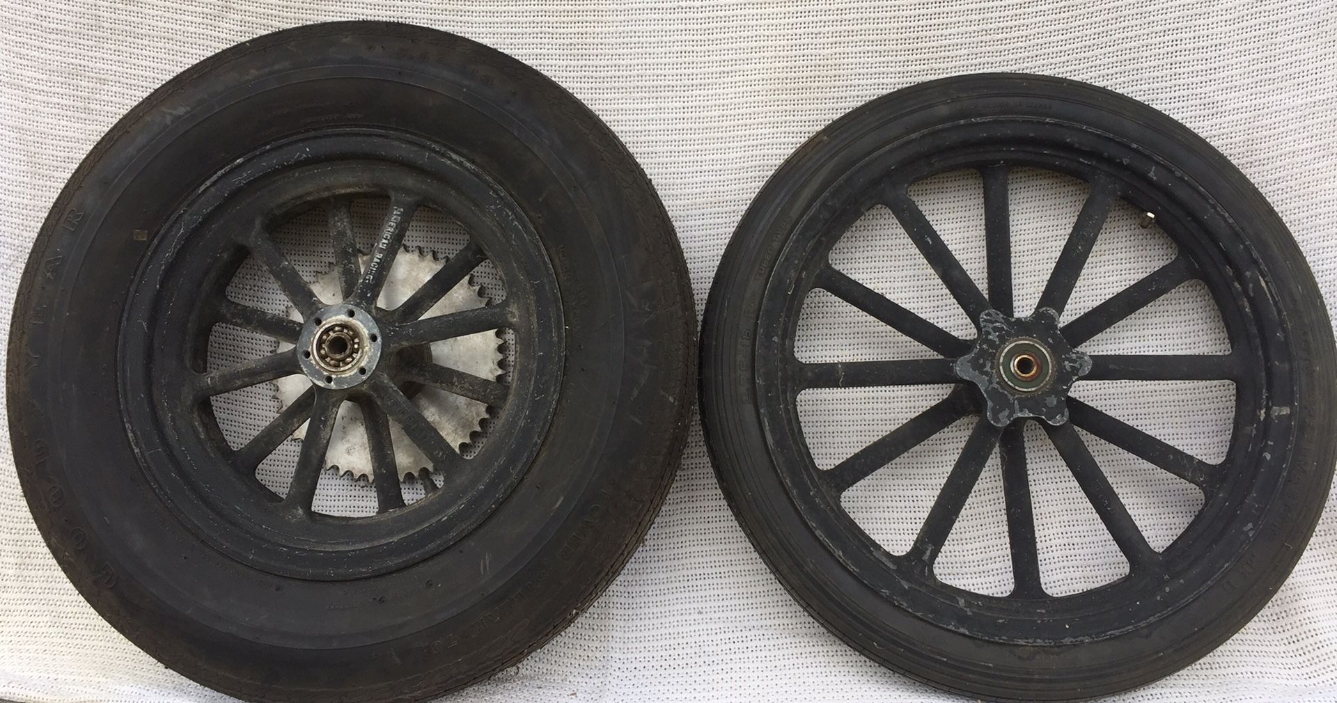 AMERICAN HISTORY -Original Harley Davidson wheels