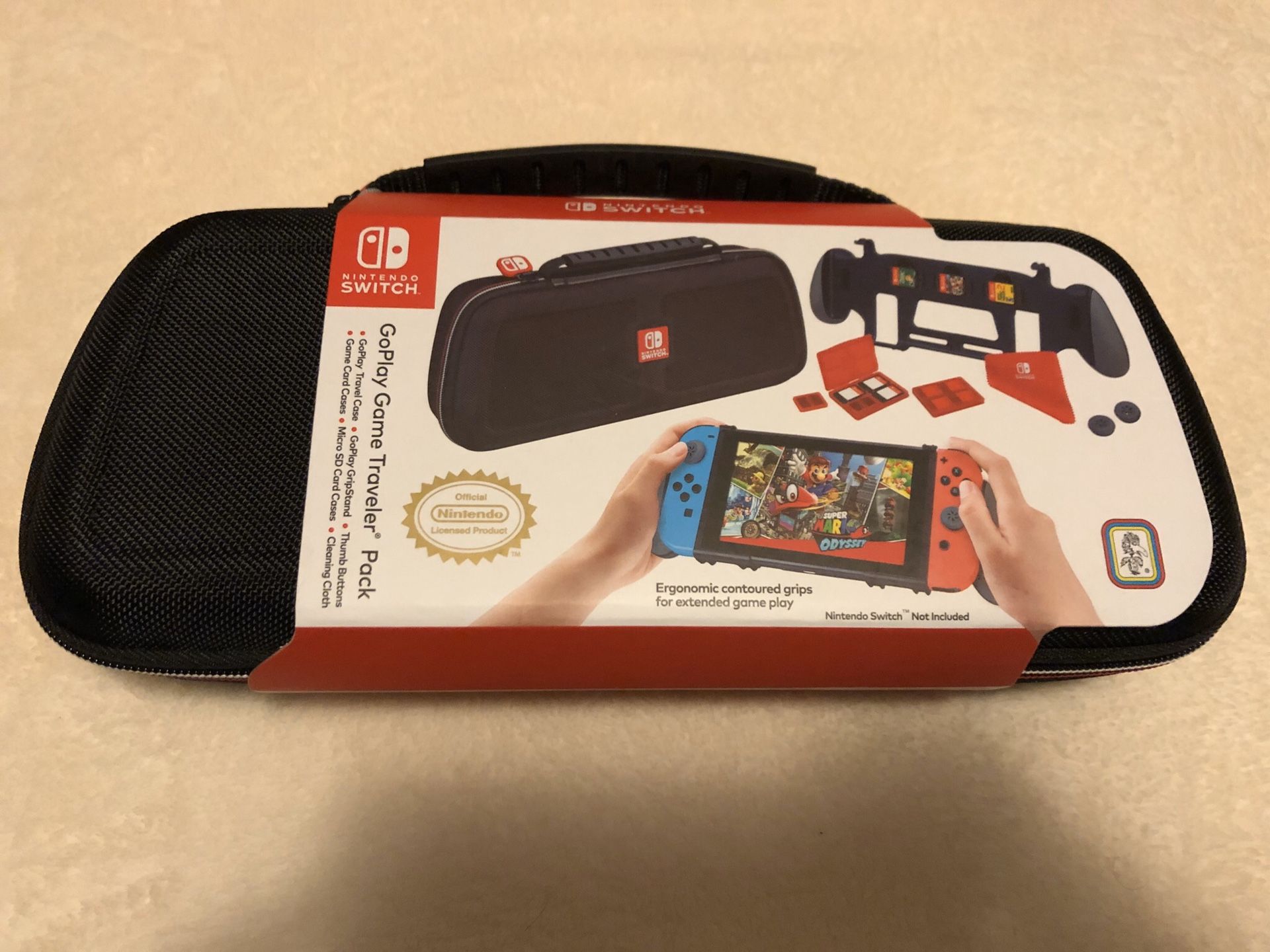 Brand new Nintendo Switch GoPlay Traveler pack case and grips