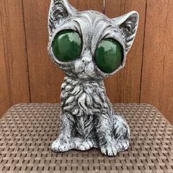 The Big Green Eyed Kitty Cat Statue