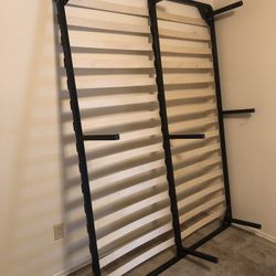 Queen Bed And Frame 