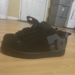 All Black DC Shoes