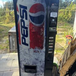 Vending Machine ( Needs Fix)